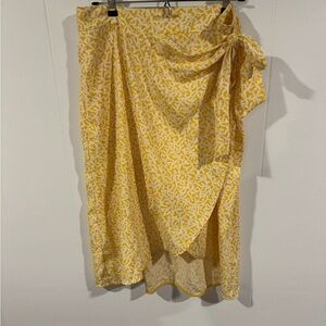Yellow Floral Women's Wrap Skirt Size Large A New Day
